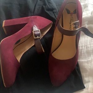 Penny loves Kenny velvet, wine colored pumps
